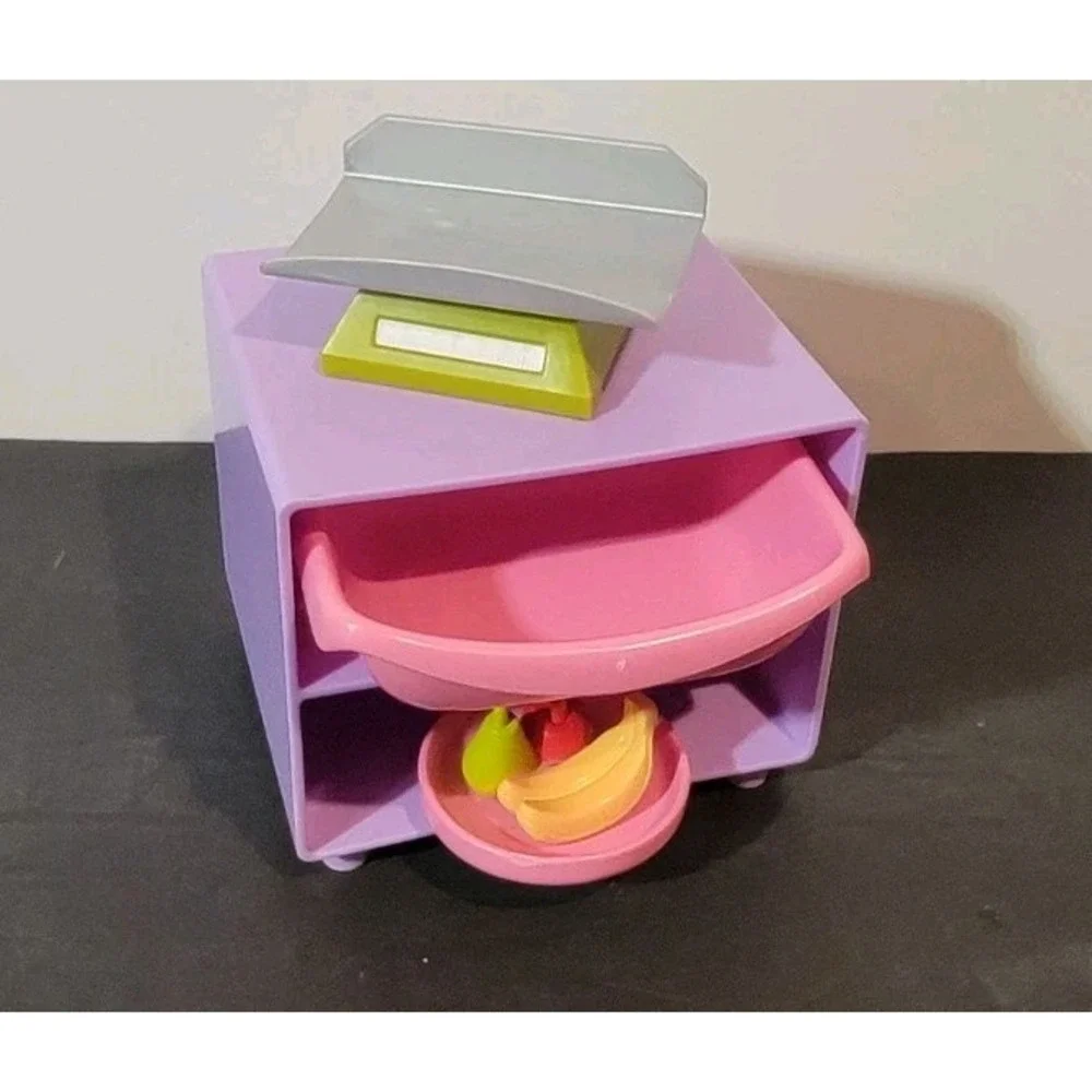 Barbie Fashion Doll - I Can‎ Be A Zoo Doctor Scale, Food, Tray....Playset #B010